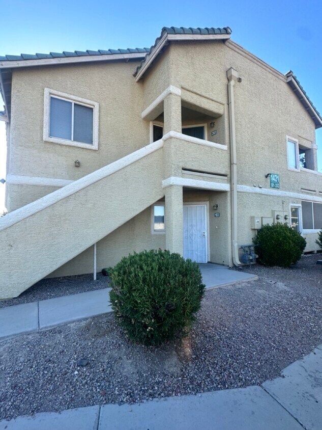 Primary Photo - 1421 Linnbaker Ln