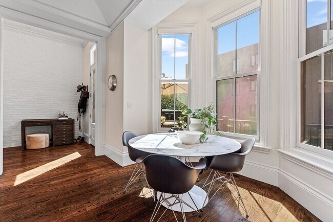 Foto del edificio - 57 Monmouth St