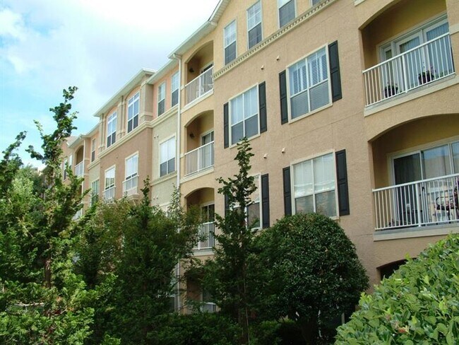 Foto del edificio - 10 Perimeter Summit Blvd