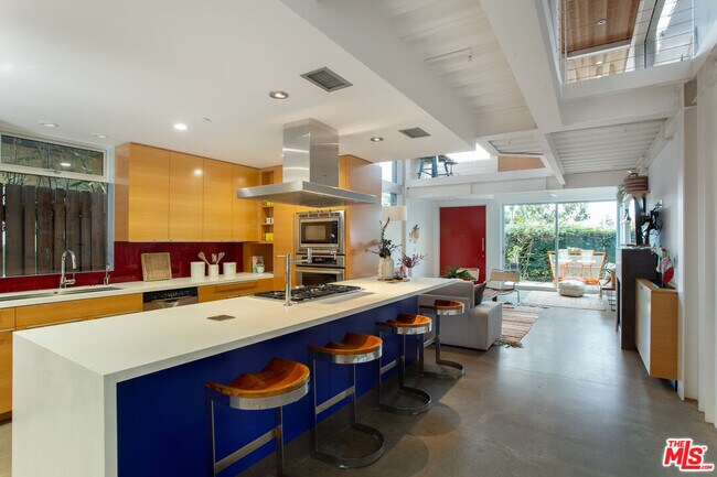 Foto del edificio - 234 GRAND Blvd