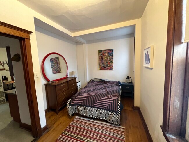 Foto del edificio - 2648 N Albany Ave