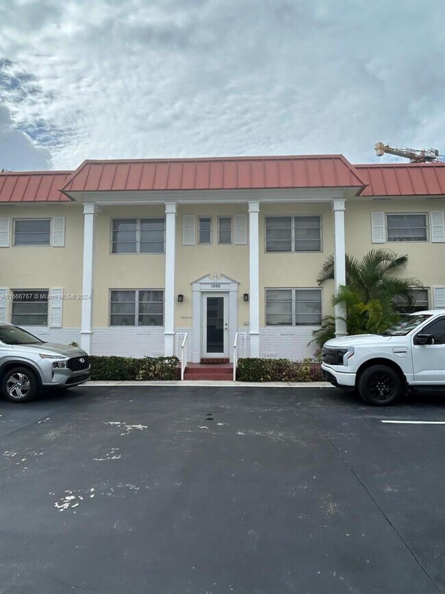 Foto del edificio - 1060 92nd St