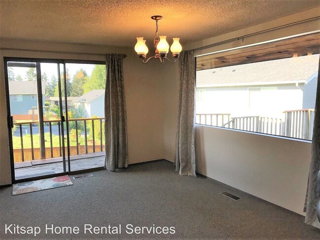 Building Photo - 4 br, 2 bath House - 2034 NE Laurie Vei Loop