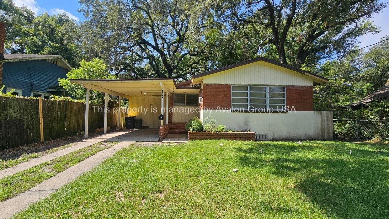 Foto principal - 630 Alder St