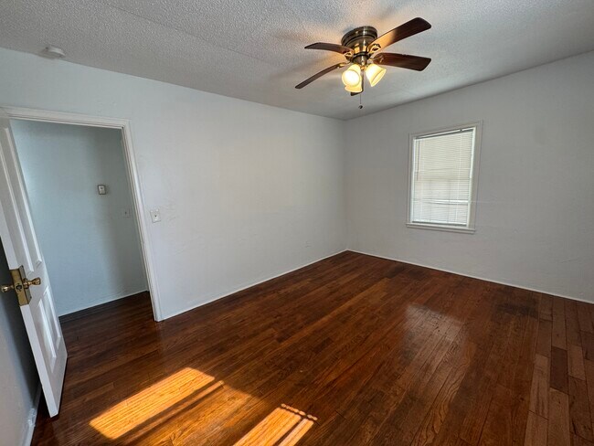 Foto del edificio - 103 Hibiscus Ave