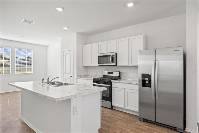 Foto del edificio - 310 Puerto Plata Ave