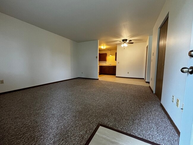 Living Room - 684 Dutchman Dr