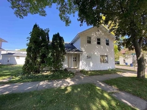 Building Photo - 636 Kickbusch St