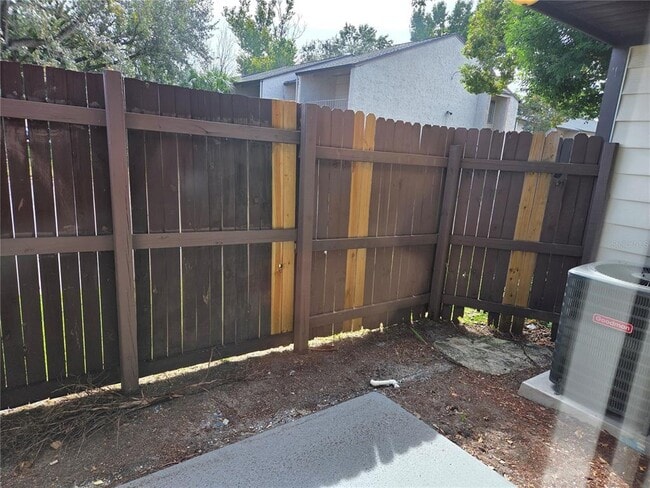 Foto del edificio - 4001 Woodfern Dr