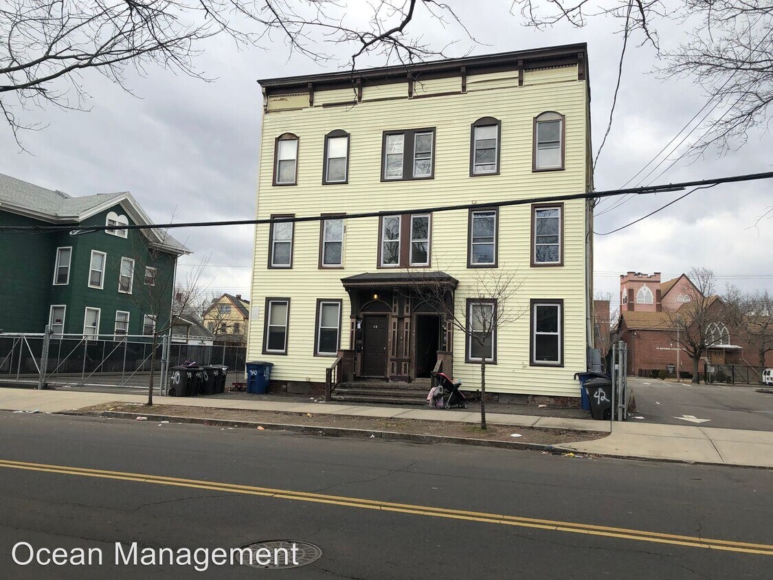 Primary Photo - 40-42 Shelton Ave