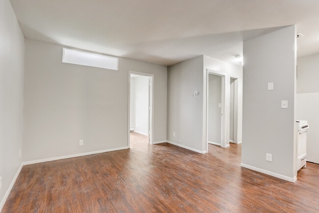 Building Photo - 1315 W Locust St
