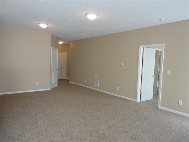 Foto del edificio - 9931 Lakefield Ln