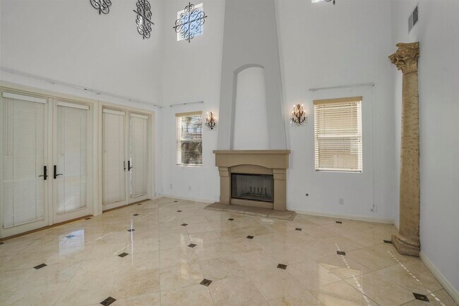 Building Photo - 14082 Collins Ranch Pl
