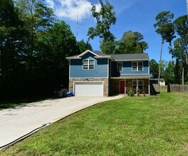 Building Photo - 4219 Helen St
