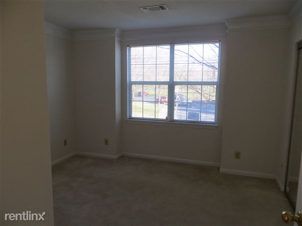 Building Photo - 20322 Beechwood Ter