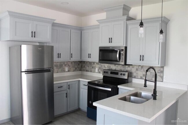 Foto del edificio - 5609 Ozark Ave