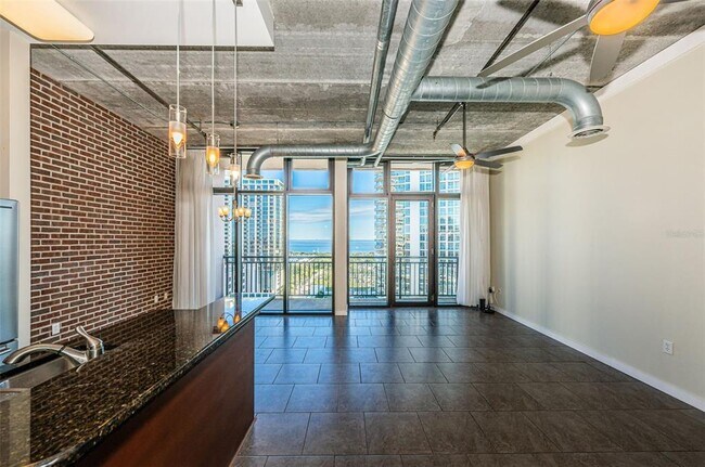 Foto del edificio - 175 2nd St S