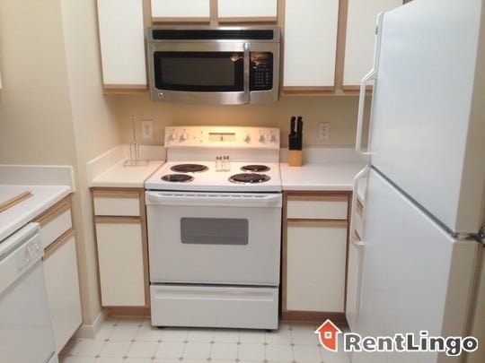 Foto del edificio - 2323 Long Reach Dr
