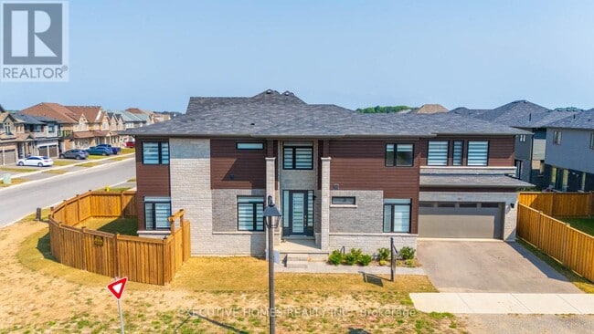 Building Photo - 183 Longboat Run W