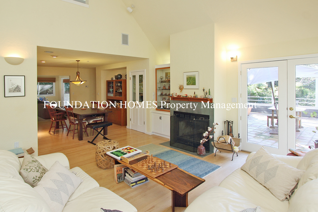 Foto del edificio - Boyle Park 4BD+/3.5BA, Close to town!  Gue...