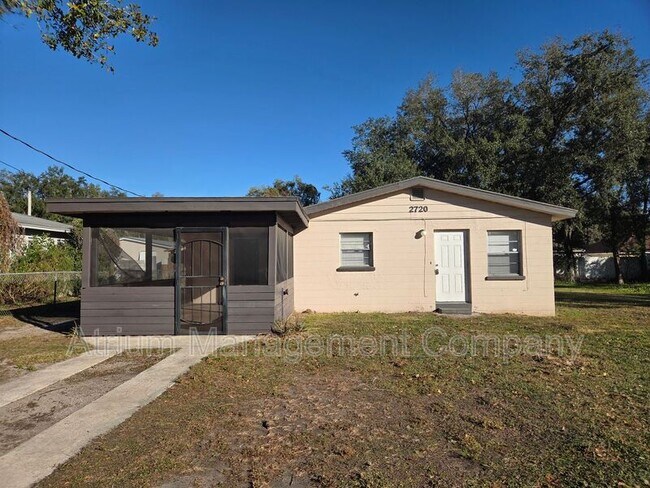 Building Photo - 2720 Hempstead Dr