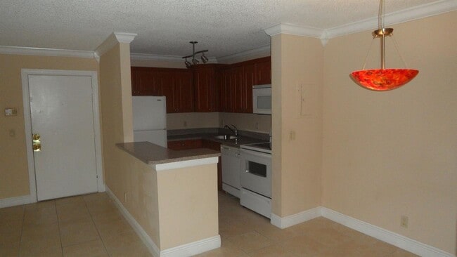 Building Photo - 10749 Cleary Blvd