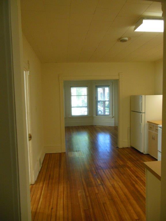 Building Photo - 418 W Doty St