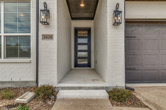 Building Photo - 3808 Clara Dr