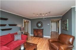 Building Photo - 211 Hillsboro Pl