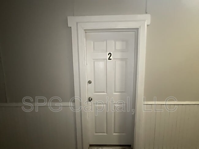 Foto del edificio - 7402 Lincoln Way W