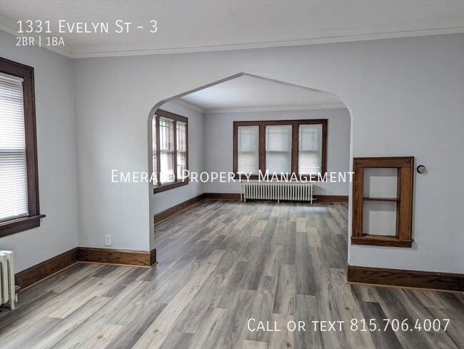 Building Photo - 1331 Evelyn St