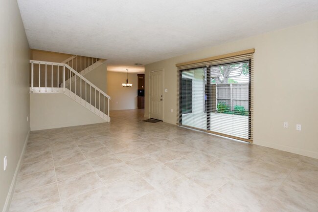 Foto del edificio - 818 8th Ct