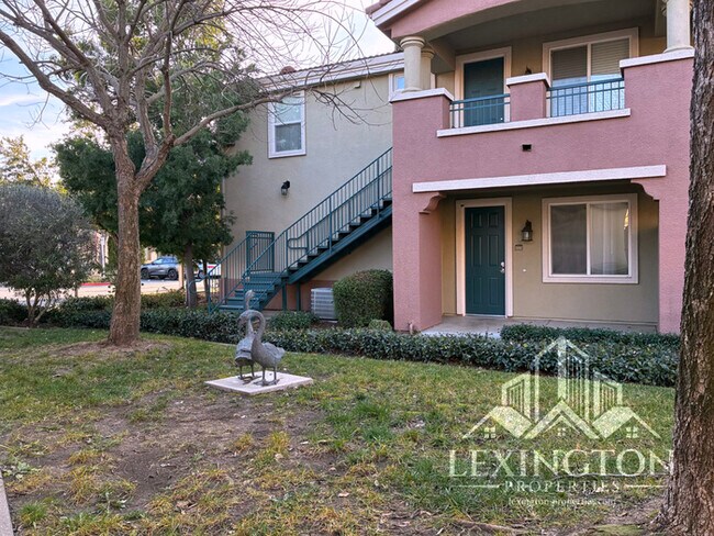 Building Photo - Beautifully Upgraded, 2BD/2BA, Condo Home in The Phoenician, Roseville!