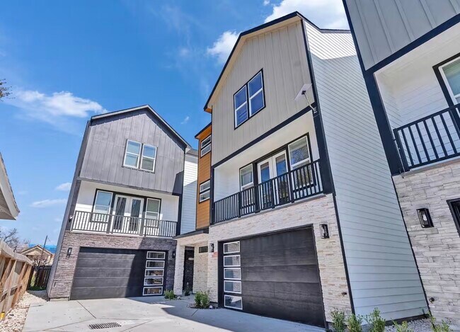 Foto del edificio - 2709 Berry St