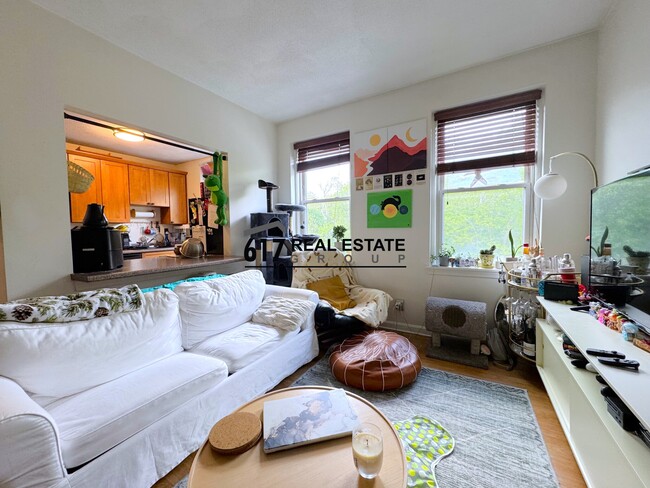 Foto del edificio - 1409 Commonwealth Ave