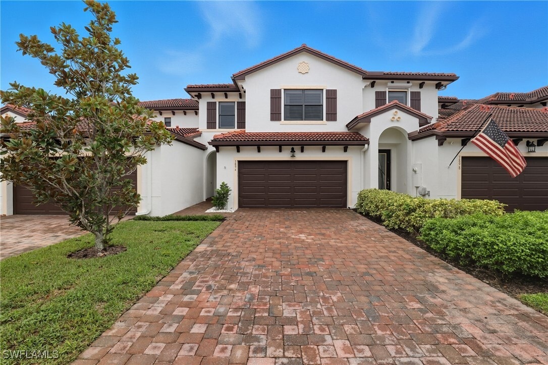 Foto principal - 7894 Bristol Cir