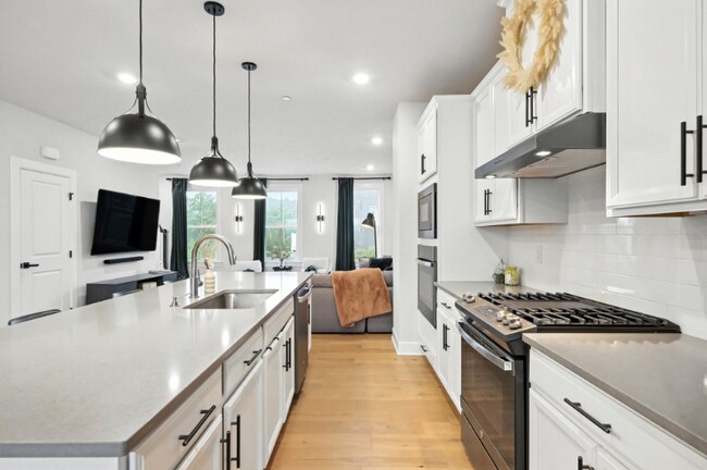 Foto del edificio - 103 Spruce Ln
