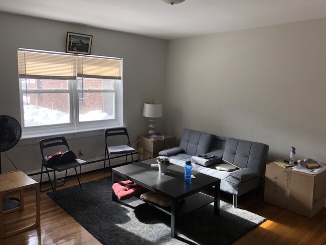 Building Photo - 65 Chiswick Rd