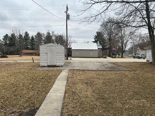 Building Photo - 304 Orchard St