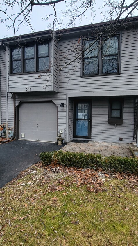 Primary Photo - 248 Woodscape Dr
