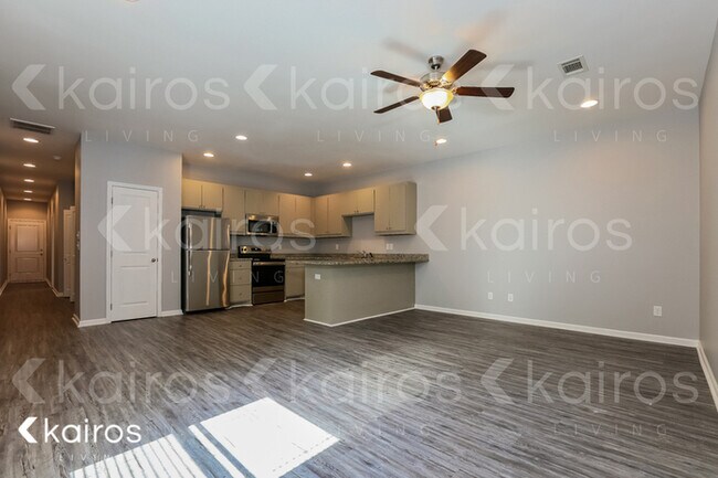 Foto del edificio - 1918 Perry St Unit B