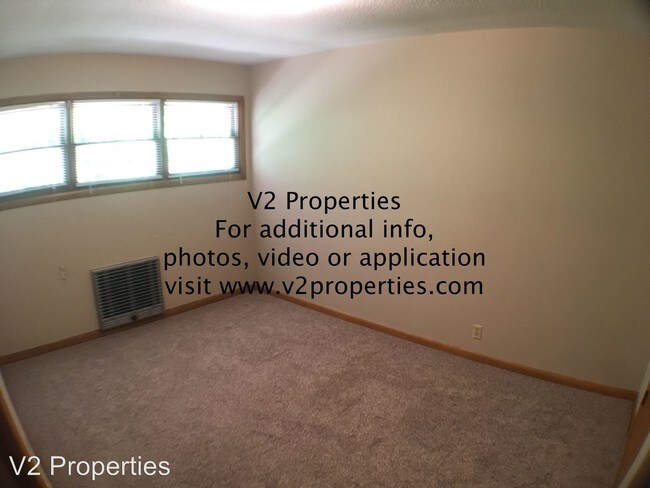 Building Photo - 11351 NE Glisan St