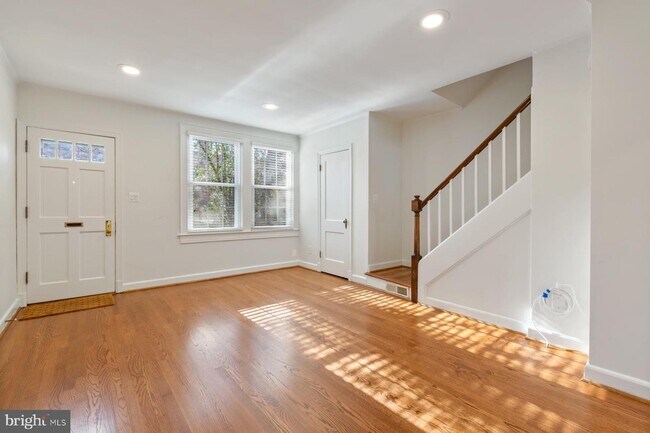 Building Photo - 1415 S Edgewood St