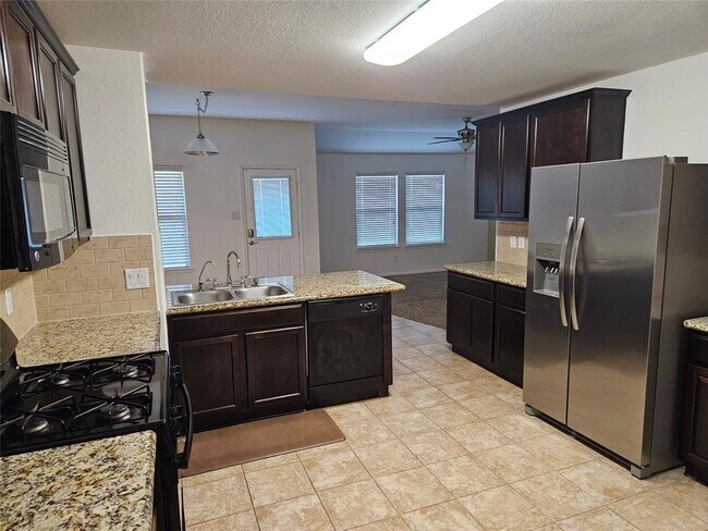 Building Photo - 9231 Ranch Ridge Ln