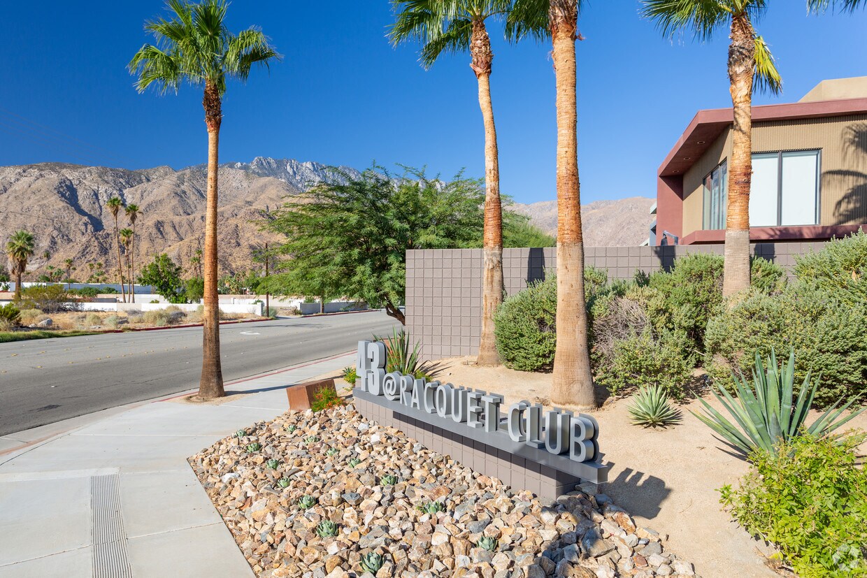 Foto del edificio - 2150 N Zanjero Rd