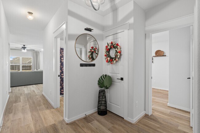 Building Photo - 3807 Lumber Springs Ln