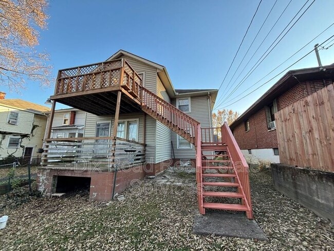 Building Photo - 55 Forest Glen Ave