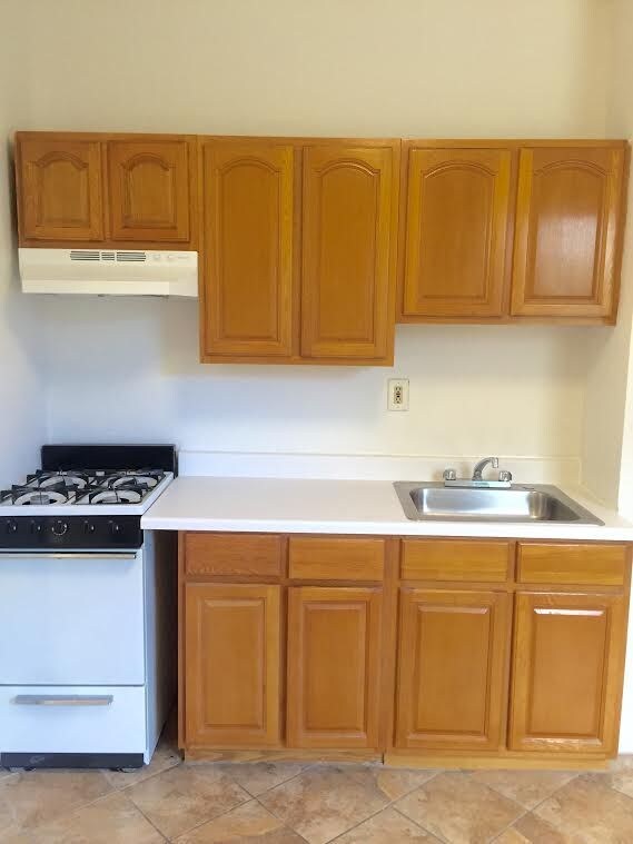 Primary Photo - 442 E 115th St