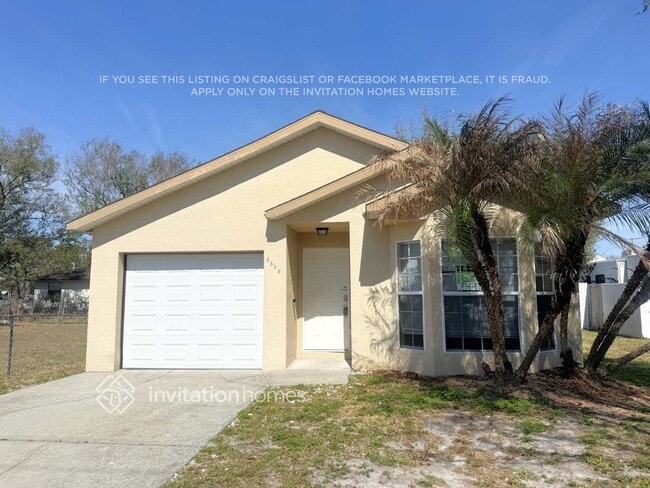 Building Photo - 8509 Blackberry Ave