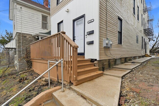 Building Photo - 540 Grand Ave